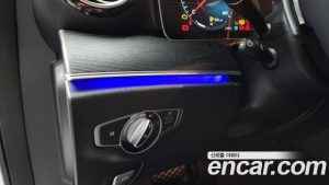 Mercedes-Benz E-Class E250 Avantgarde 2023 года из Южной Кореи
