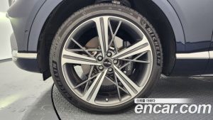 Genesis GV80 2.5T Бензин AWD 2024 года из Южной Кореи