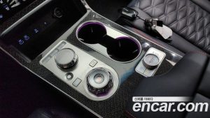 Genesis GV80 2.5T Бензин AWD 2024 года из Южной Кореи