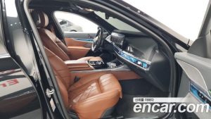 BMW 7-Series 740i sDrive M Sport 2023 года из Южной Кореи