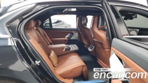 BMW 7-Series 740i sDrive M Sport 2023 года из Южной Кореи