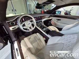 Bentley Continental 4.0 GT 2022 года из Южной Кореи