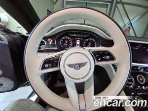 Bentley Continental 4.0 GT 2022 года из Южной Кореи