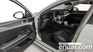 Kia K5 Prestige 2024 года из Южной Кореи