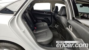 Kia K5 Prestige 2024 года из Южной Кореи