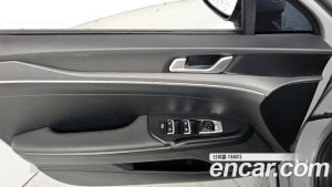 Kia K5 Prestige 2024 года из Южной Кореи