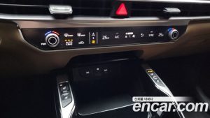 Kia Sorento Дизель 2.2 2WD 2025 года из Южной Кореи