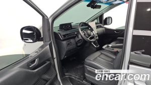 Hyundai Staria Wagon 5 2025 года из Южной Кореи