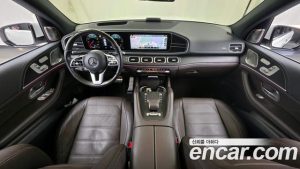 Mercedes-Benz GLS-Class GLS400d 4MATIC 2023 года из Южной Кореи