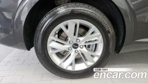 Genesis GV70 2.5T Бензин AWD 2025 года из Южной Кореи