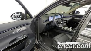 Genesis GV70 2.5T Бензин AWD 2025 года из Южной Кореи