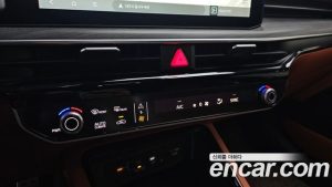 Kia K5 1.6 Turbo 2025 года из Южной Кореи