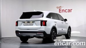 Kia Sorento Бензин 2.5T 2WD 2024 года из Южной Кореи