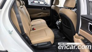 Kia Sorento Бензин 2.5T 2WD 2024 года из Южной Кореи