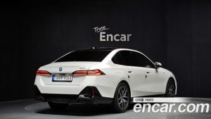 BMW 5-Series 520i M Sport 2024 года из Южной Кореи