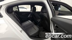 BMW 5-Series 520i M Sport 2024 года из Южной Кореи