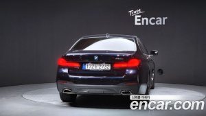 BMW 5-Series 520i M Sport 2023 года из Южной Кореи