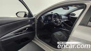 Hyundai AVANTE 1.6 LPi 2024 года из Южной Кореи