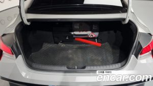Hyundai AVANTE 1.6 LPi 2024 года из Южной Кореи