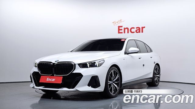 BMW 5-Series 530i xDrive M Sport 2025 года из Кореи
