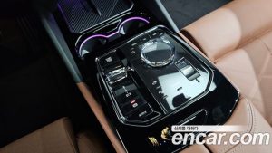 BMW 5-Series 530i xDrive M Sport 2025 года из Южной Кореи