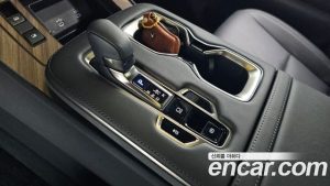 Lexus LM 500h Royal 2025 года из Южной Кореи