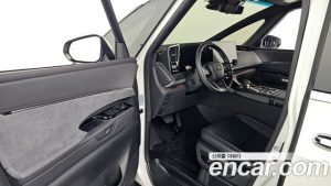 Lexus LM 500h Royal 2025 года из Южной Кореи