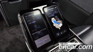 Lexus LM 500h Royal 2025 года из Южной Кореи