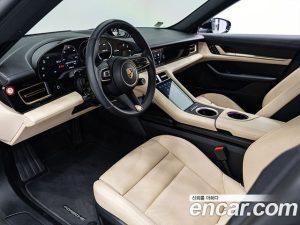 Porsche Taycan Base 2024 года из Южной Кореи