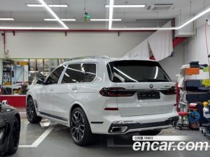 BMW X7 xDrive 40i M Sport 7-Seater 2025 года из Южной Кореи