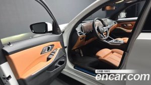 BMW 3-Series 320i M Sport 2025 года из Южной Кореи
