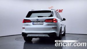 BMW X5 xDrive 40d M Sport Online Exclusive Edition 2024 года из Южной Кореи