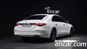 Mercedes-Benz S-Class S580L 4MATIC 2024 года из Южной Кореи