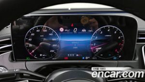 Mercedes-Benz E-Class E200 Avantgarde 2025 года из Южной Кореи