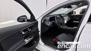 Mercedes-Benz E-Class E200 Avantgarde 2025 года из Южной Кореи