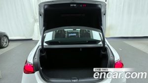 Mercedes-Benz E-Class E200 Avantgarde 2025 года из Южной Кореи