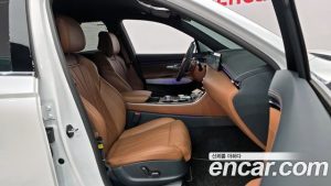 Genesis GV70 2.5T Бензин 2WD 2025 года из Южной Кореи