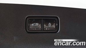 Genesis GV70 2.5T Бензин 2WD 2025 года из Южной Кореи
