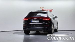 Audi Q8 50 TDI 4WD Exclusive 2023 года из Южной Кореи