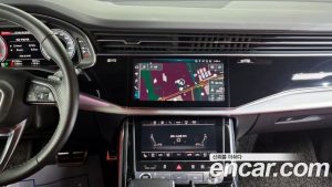 Audi Q8 50 TDI 4WD Exclusive 2023 года из Южной Кореи