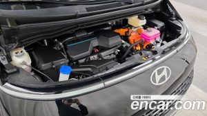 Hyundai Staria HEV 1.6 Tourer 11-Seater 2025 года из Южной Кореи