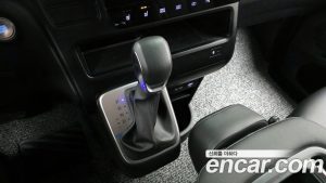 Hyundai Staria HEV 1.6 Tourer 11-Seater 2025 года из Южной Кореи