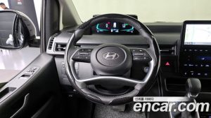 Hyundai Staria HEV 1.6 Tourer 11-Seater 2025 года из Южной Кореи