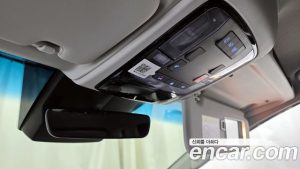 Hyundai Staria HEV 1.6 Tourer 11-Seater 2025 года из Южной Кореи