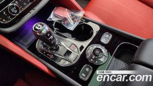 Bentley Bentayga 4.0 V8 S 2023 года из Южной Кореи