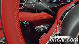 Bentley Bentayga 4.0 V8 S 2023 года из Южной Кореи