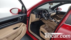 Porsche Cayenne 3.0 2023 года из Южной Кореи