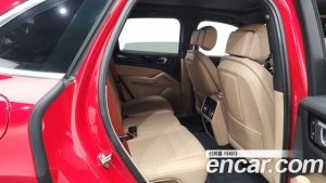 Porsche Cayenne 3.0 2023 года из Южной Кореи