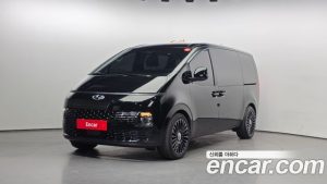 Hyundai Staria Tourer 11-Seater 2024 года из Южной Кореи