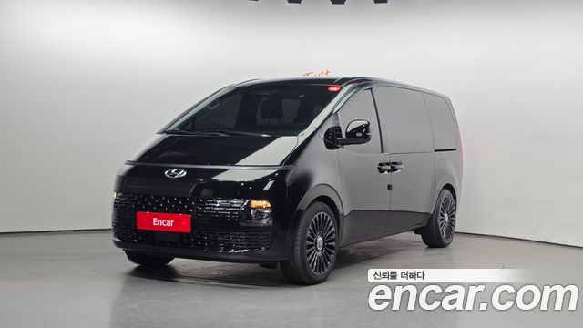 Hyundai Staria Tourer 11-Seater 2024 года из Кореи